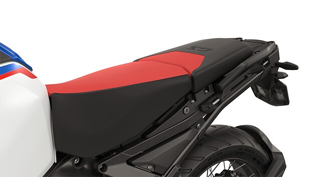 High rider's seat and sport passenger seat (Rallye seat look)