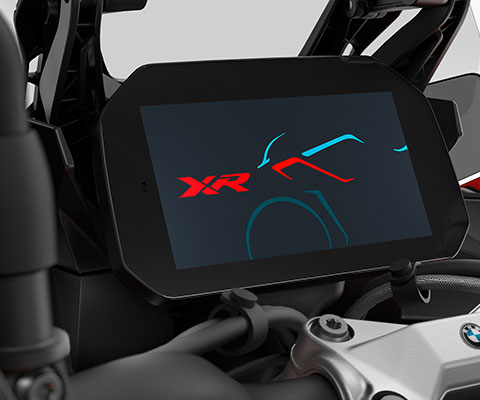 We see the 6.5” TFT display.