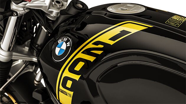 We see the cylinder head cover of the R nineT Urban G/S.